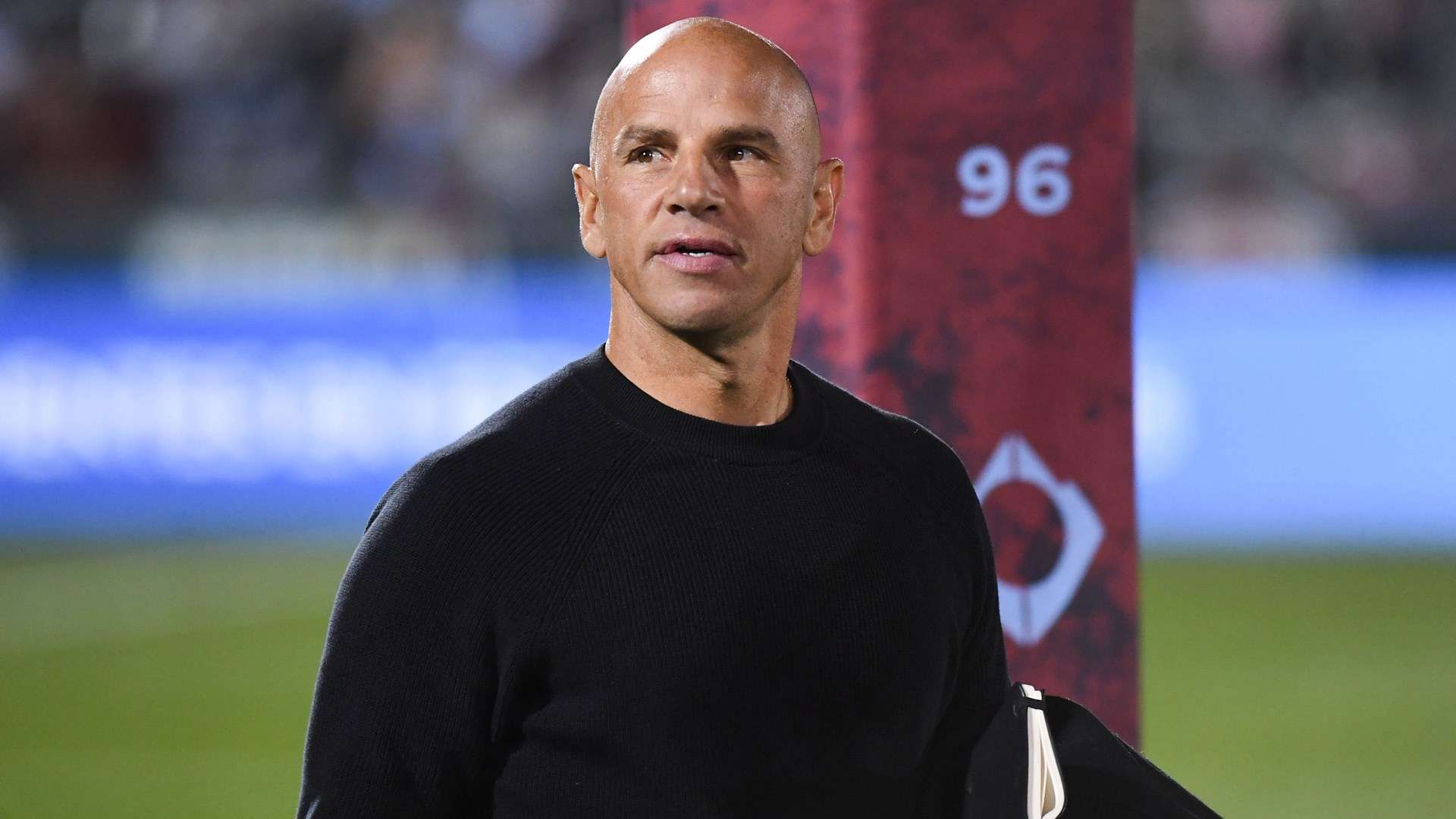 帮助球队取 帮助球队取